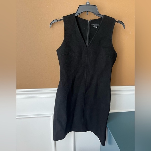 Theory Women’s Slim Midi Sheath Dress Black Wool Cashmere Blend Size 6 - Picture 2 of 5